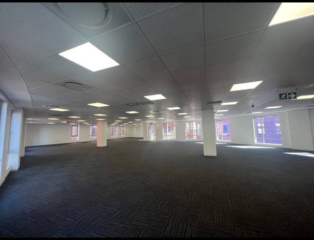 571M² OFFICE TO LET IN MELROSE ARCH